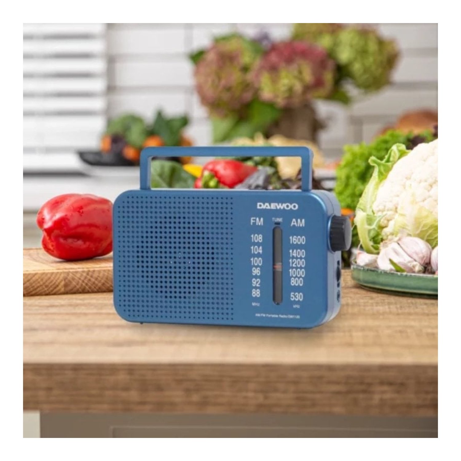 Radio Portátil Daewoo DW1120/ con Cable/ a Pilas/ Azul