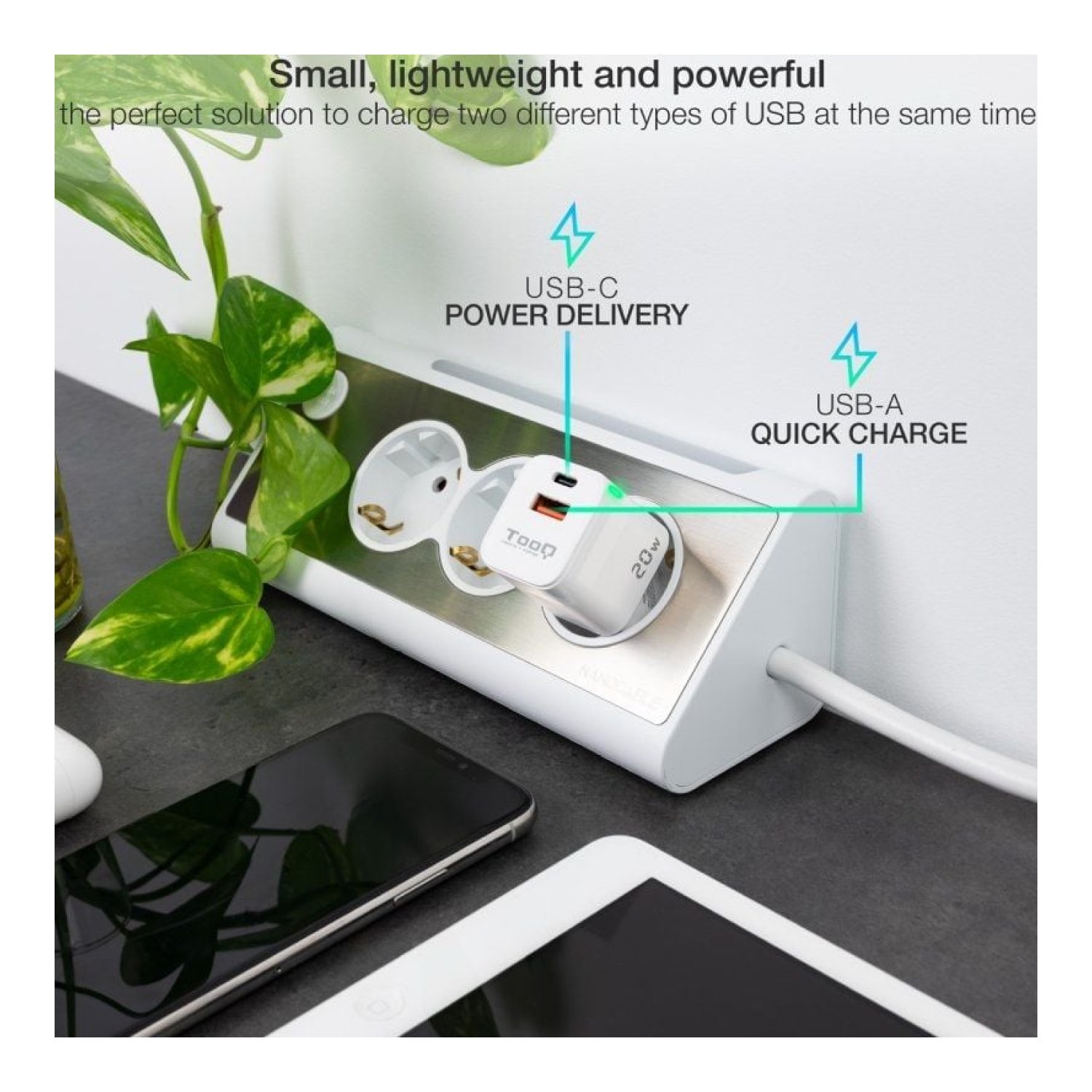 TooQ Cargador Pared · 20W · USB-C + USB · Blanco