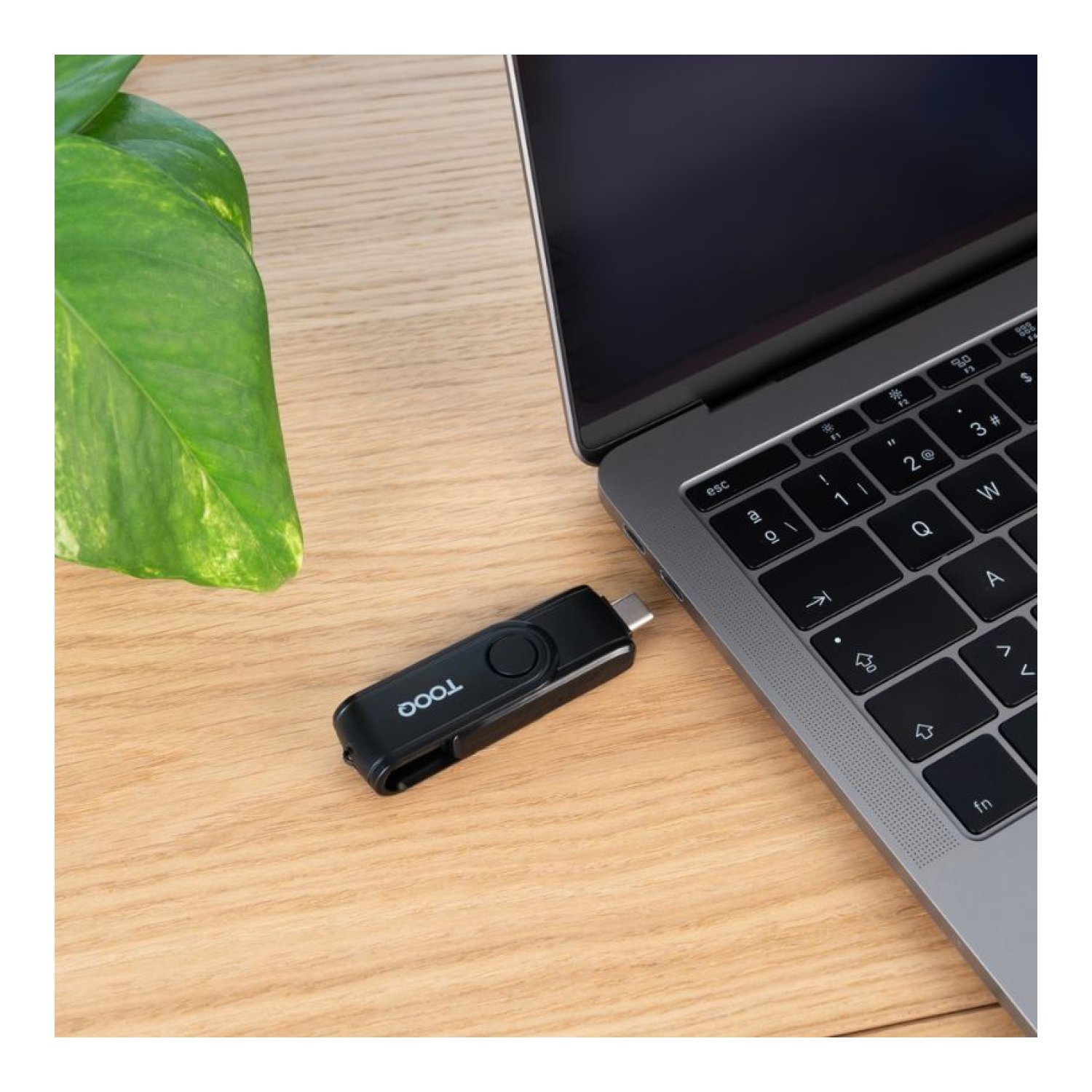 TooQ TQR-3003B · Lector Tarjetas Externo · USB 2.0 y USB Tipo-C