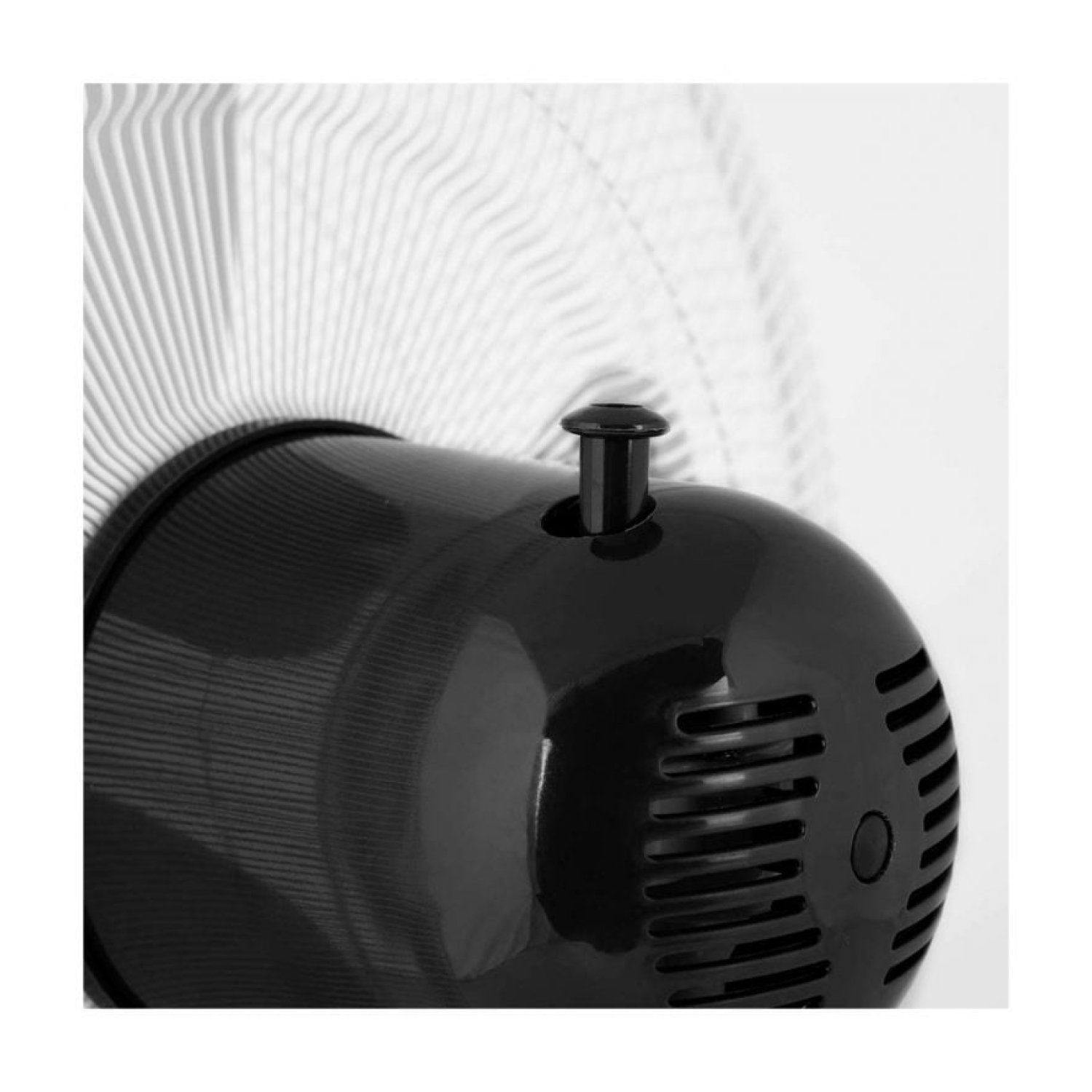 Orbegozo TF 0133 · Ventilador Sobremesa 30cm · 40W · 3 Velocidades