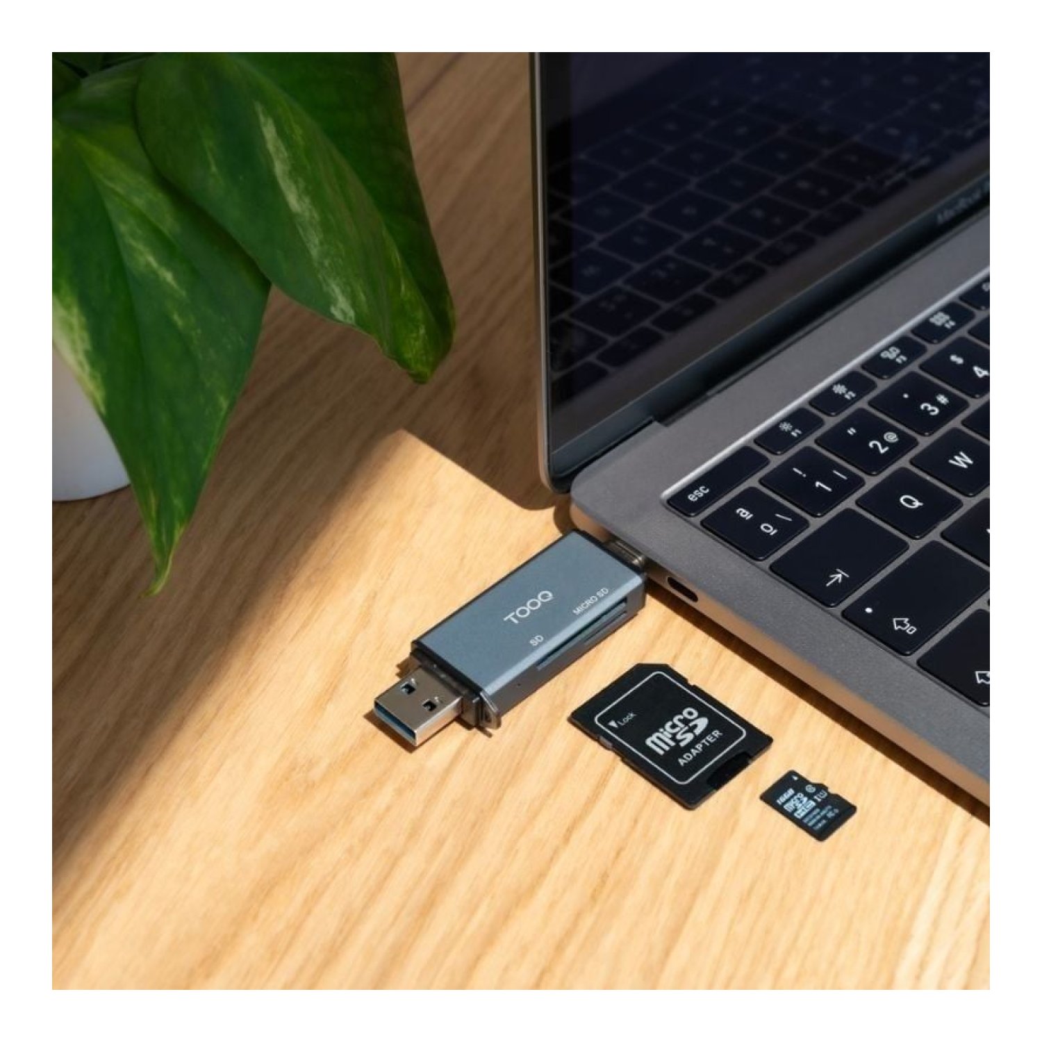 TooQ TQR-3001G · Lector de Tarjetas Externo · USB 3.0 y Tipo-C