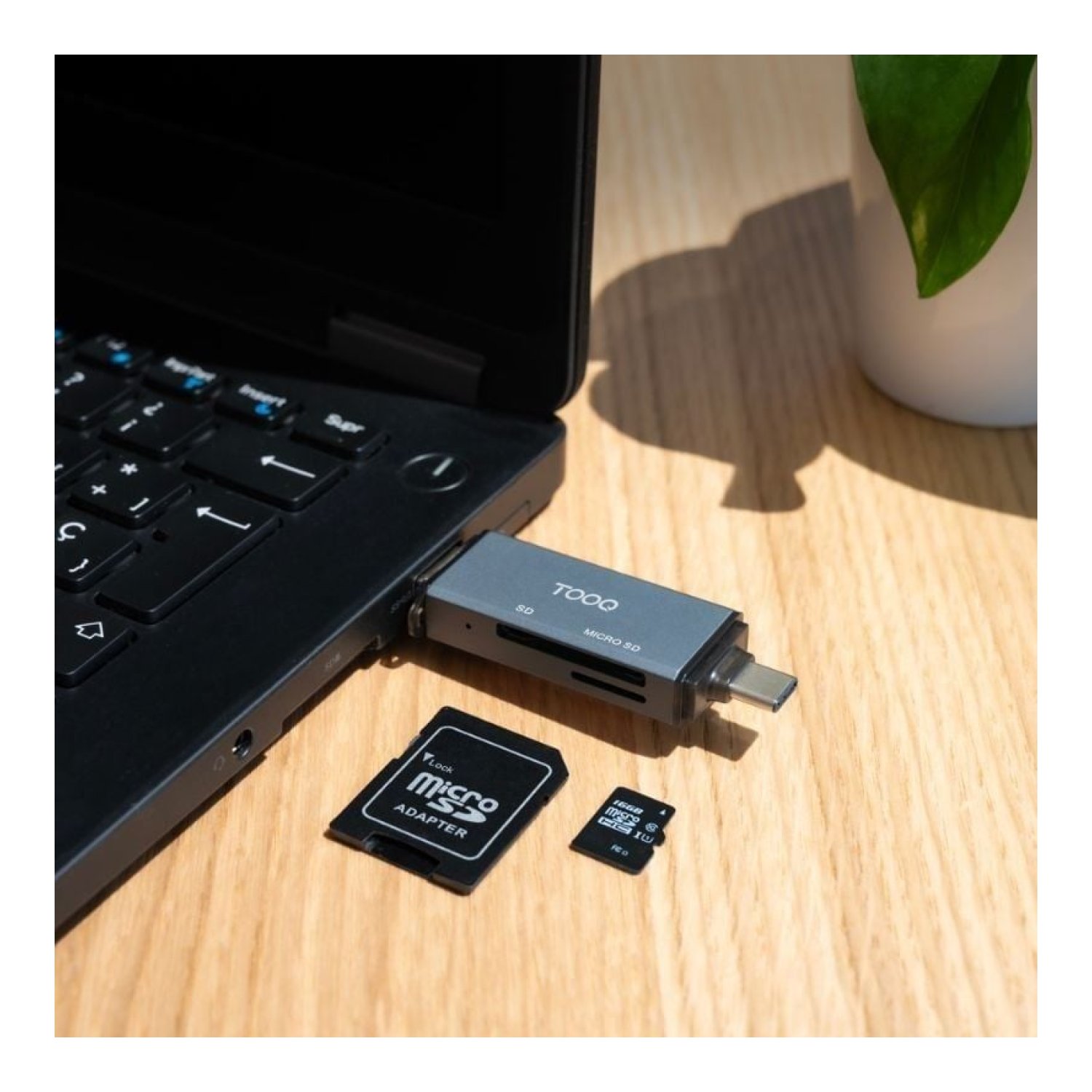 TooQ TQR-3001G · Lector de Tarjetas Externo · USB 3.0 y Tipo-C